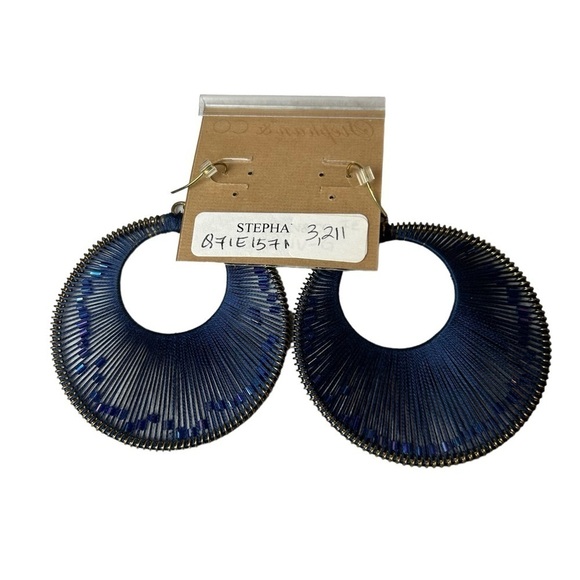 Large Blue Circular Hoop Blue Crystal Beads Woven Inside String Pierced Earrings - Picture 9 of 12